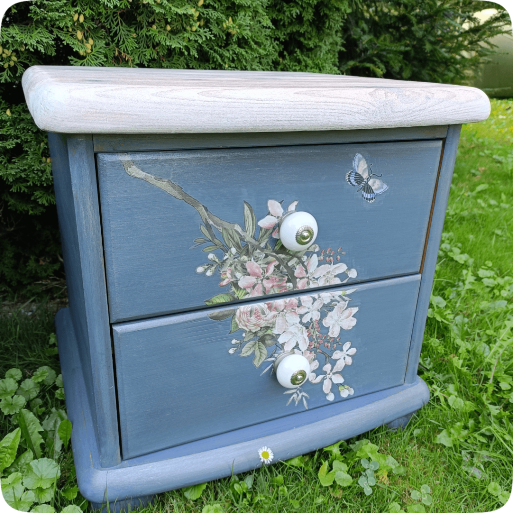 Kurs malowania i stylizacji mebli online - transfer grafik na meble