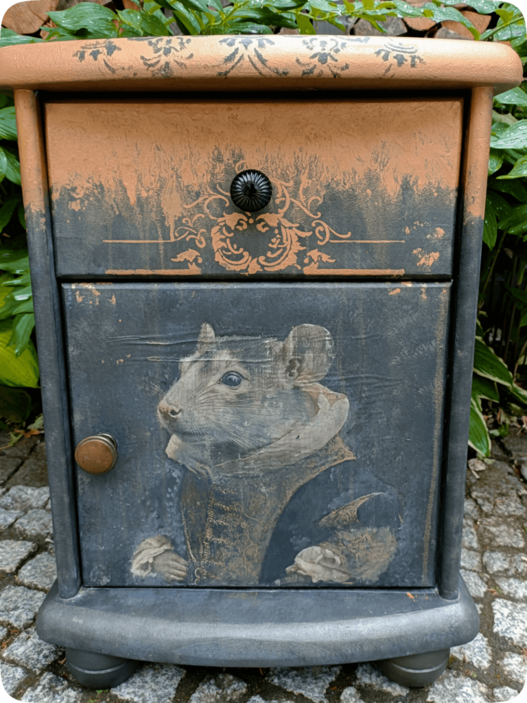 Kurs malowania i stylizacji mebli online - transfer grafik na meble